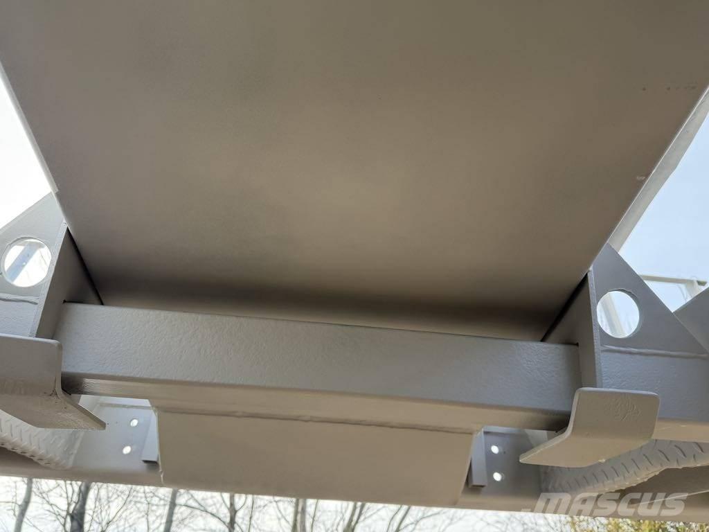 Mercedes-Benz Actros erdészeti gépszállító teherautók