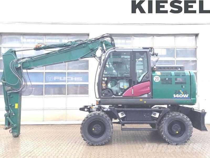 Hitachi ZX 140 W-6 Gumikerekes kotrók