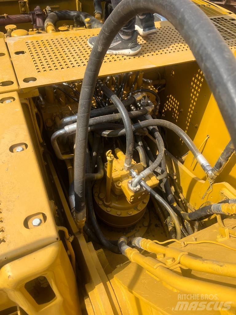 CAT 320 C Lánctalpas kotrók