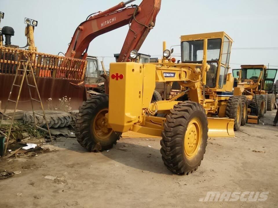 Komatsu GD 623 Gréderek