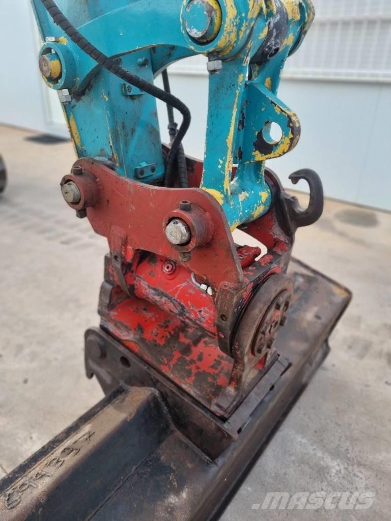 Yanmar Vio 80-1A Közepes (midi) kotrók 7 t - 12 t