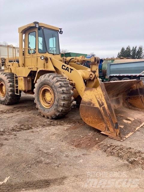 CAT 950 B Gumikerekes homlokrakodók