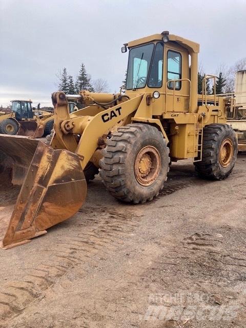 CAT 950 B Gumikerekes homlokrakodók