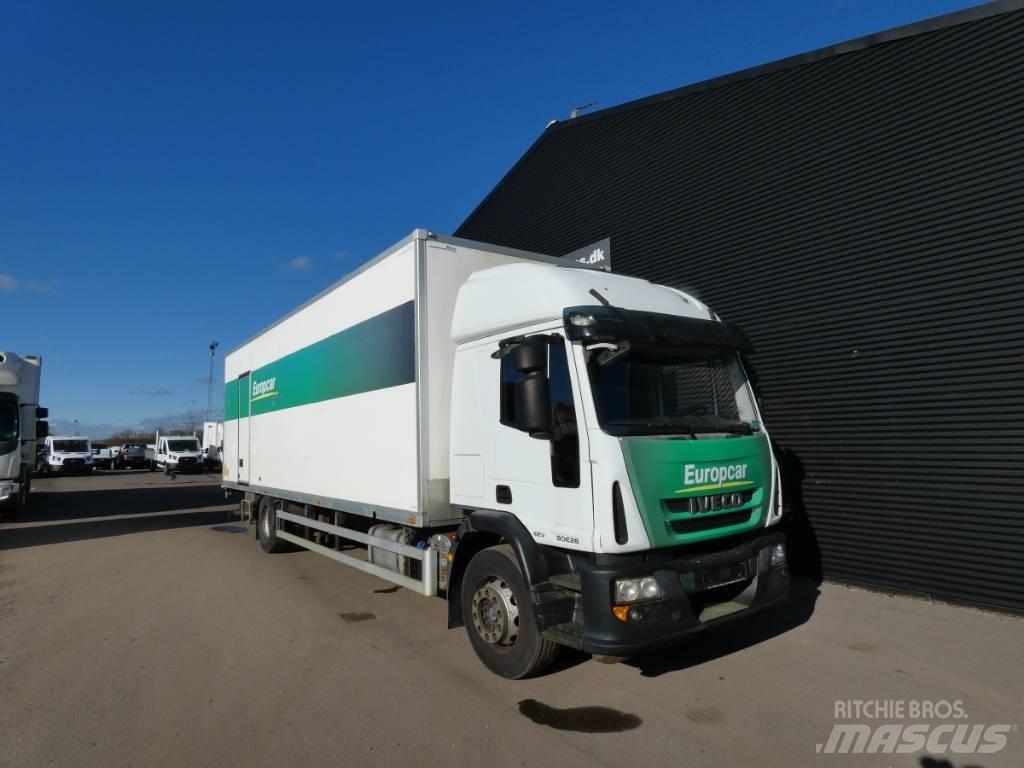 Iveco 180E 28 Dobozos teherautók