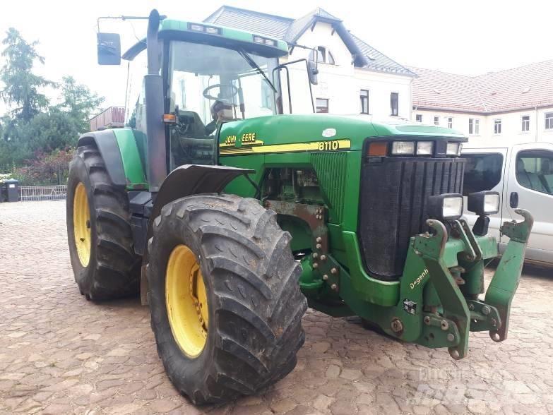 John Deere 8110 Traktorok