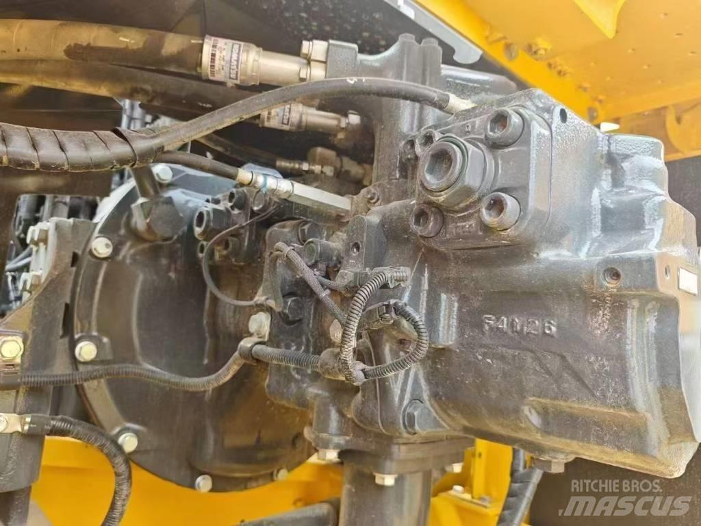 Komatsu 360-8 Lánctalpas kotrók