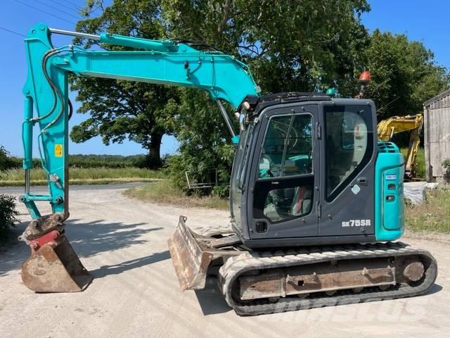 Kobelco SK 75 SR-7 Közepes (midi) kotrók 7 t - 12 t