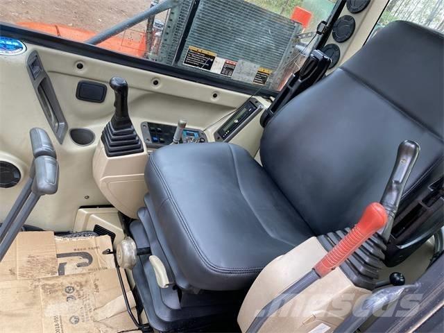 Doosan DH60-7 Mini kotrók < 7t