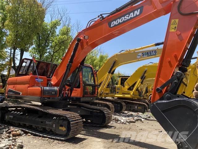 Doosan DX 225 LC Lánctalpas kotrók