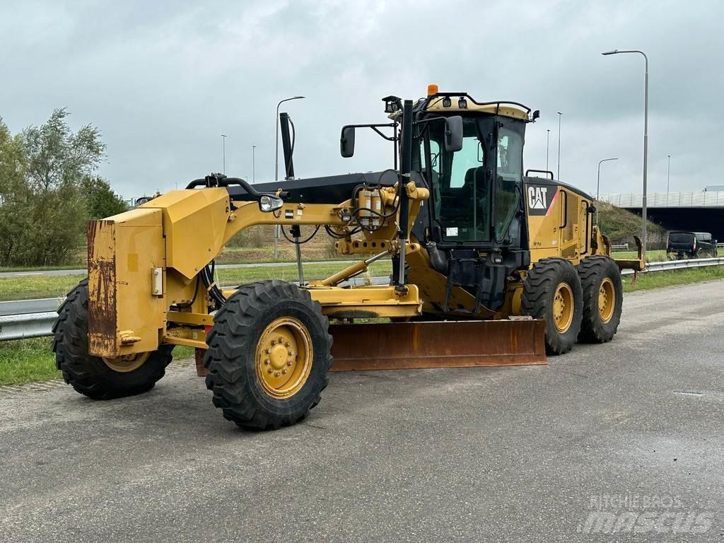CAT 140M Gréderek