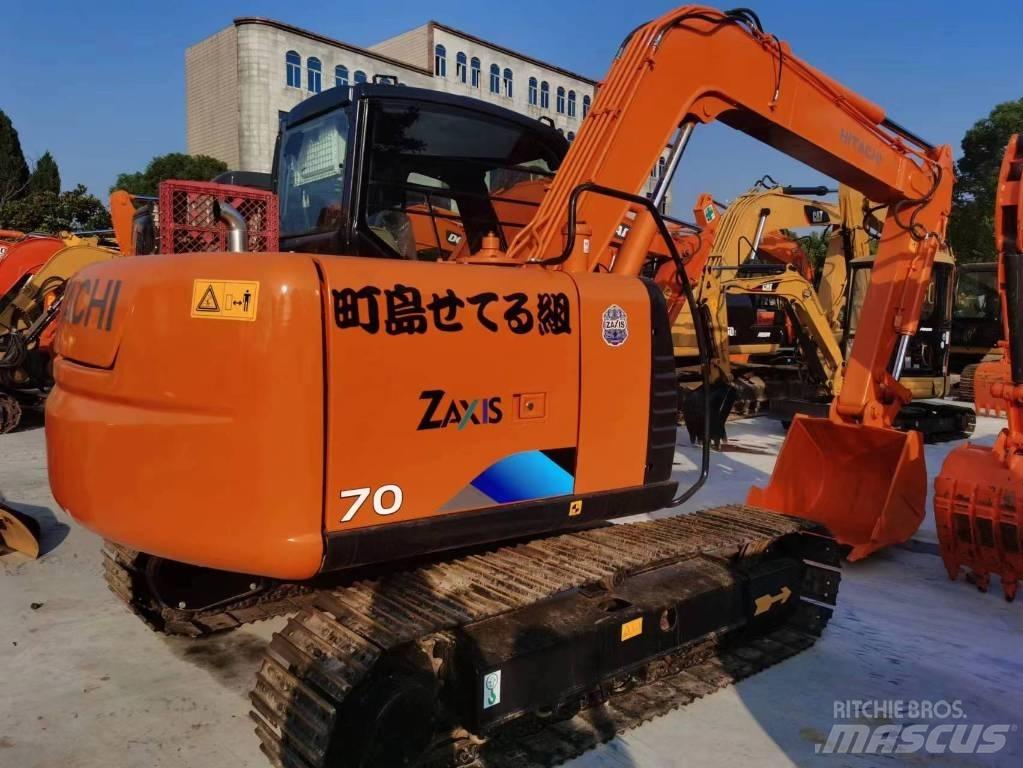 Hitachi ZX 70 Közepes (midi) kotrók 7 t - 12 t