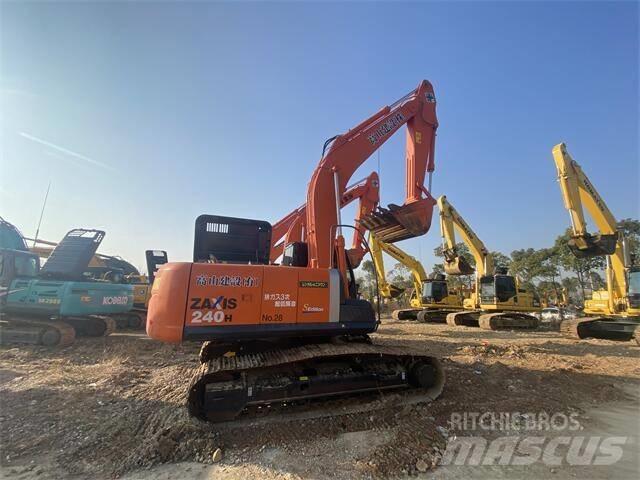 Hitachi ZX240H Lánctalpas kotrók