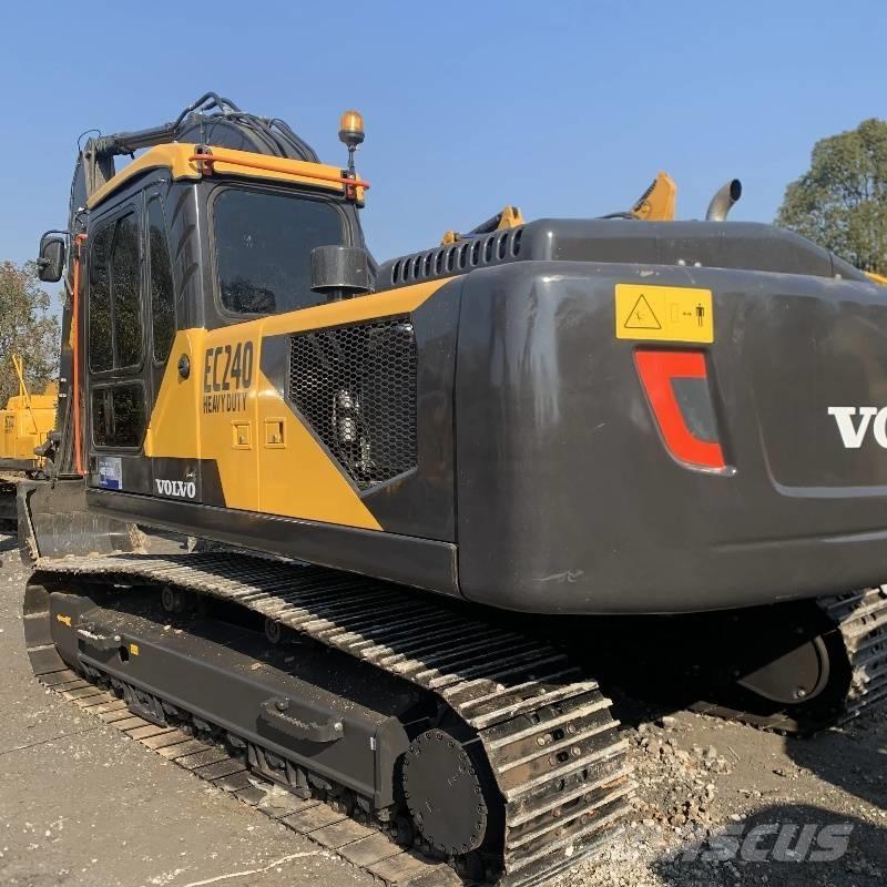 Volvo EC 240 Lánctalpas kotrók