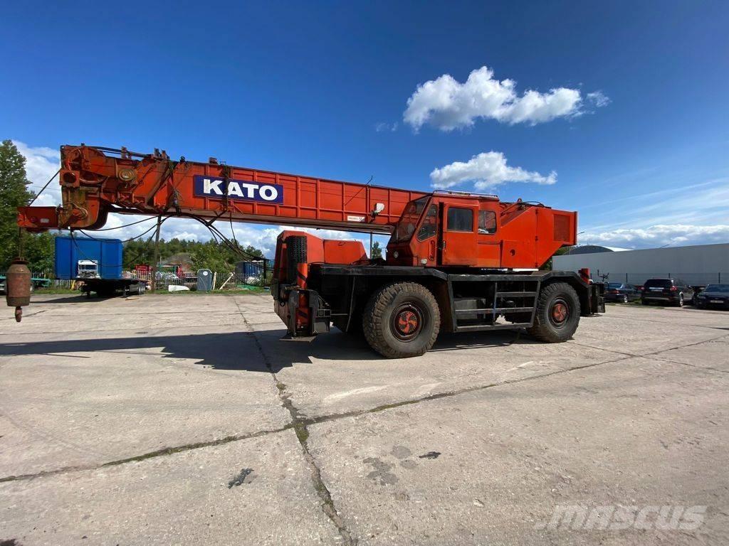 Kato KR 500 Mobil daruk