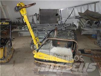 Wacker DPU4045H Vibrátorok