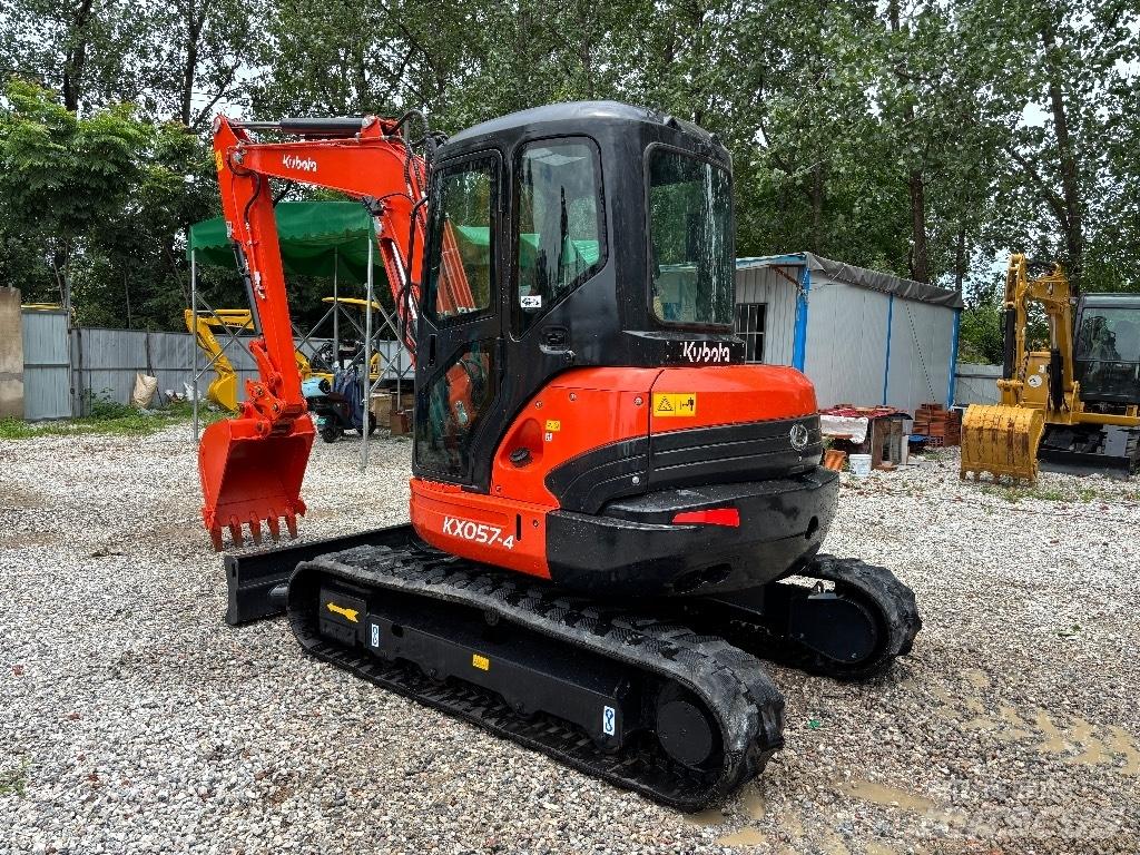 Kubota KX 057-4 Mini kotrók < 7t