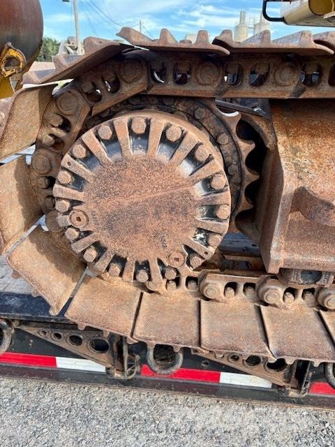 CAT 320E Lánctalpas kotrók