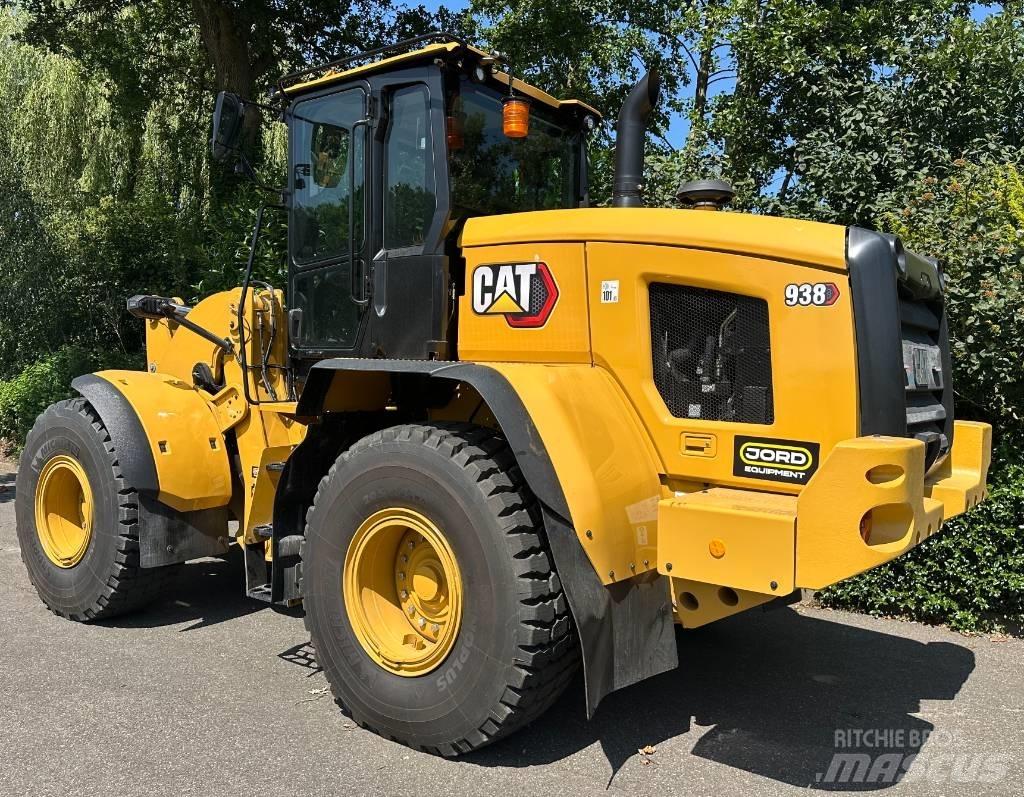 CAT 938 Gumikerekes homlokrakodók
