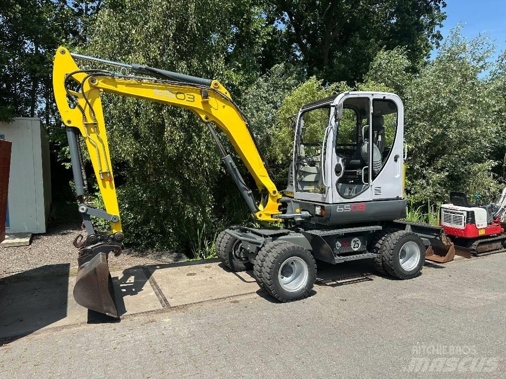 Neuson 6503 WD Gumikerekes kotrók
