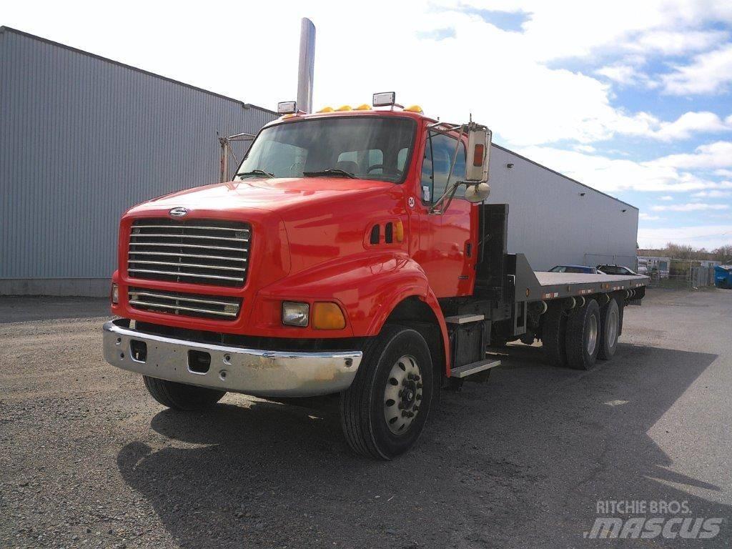 Sterling L 8513 Platós / Ponyvás teherautók