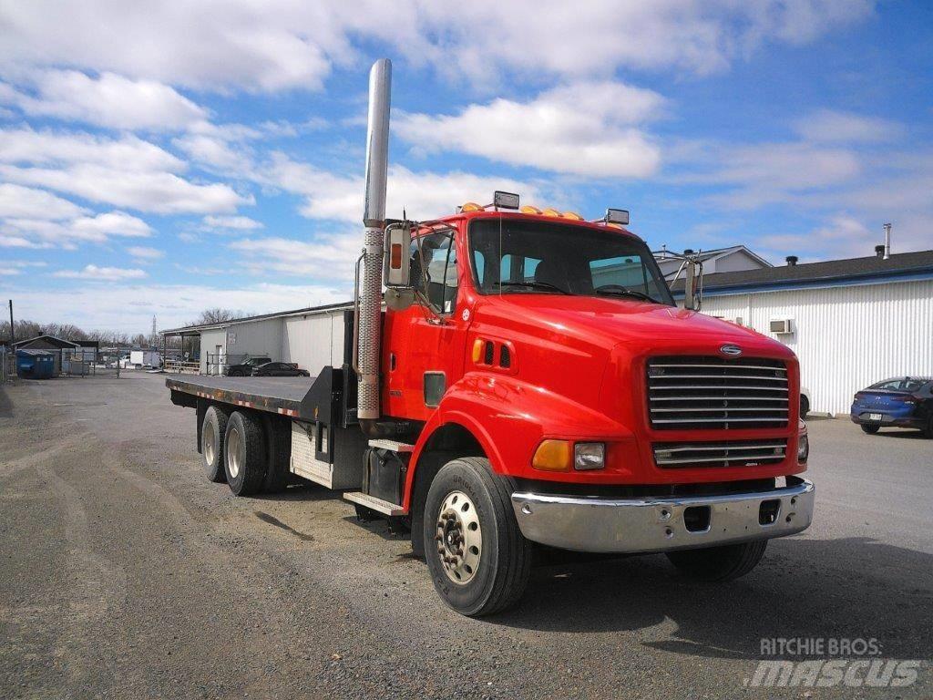 Sterling L 8513 Platós / Ponyvás teherautók