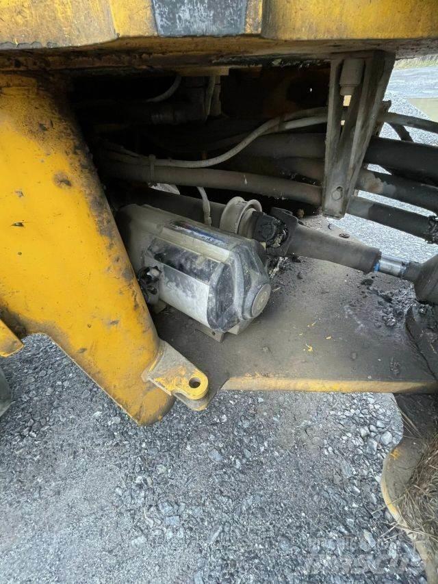 JCB 456 E ZX Gumikerekes homlokrakodók