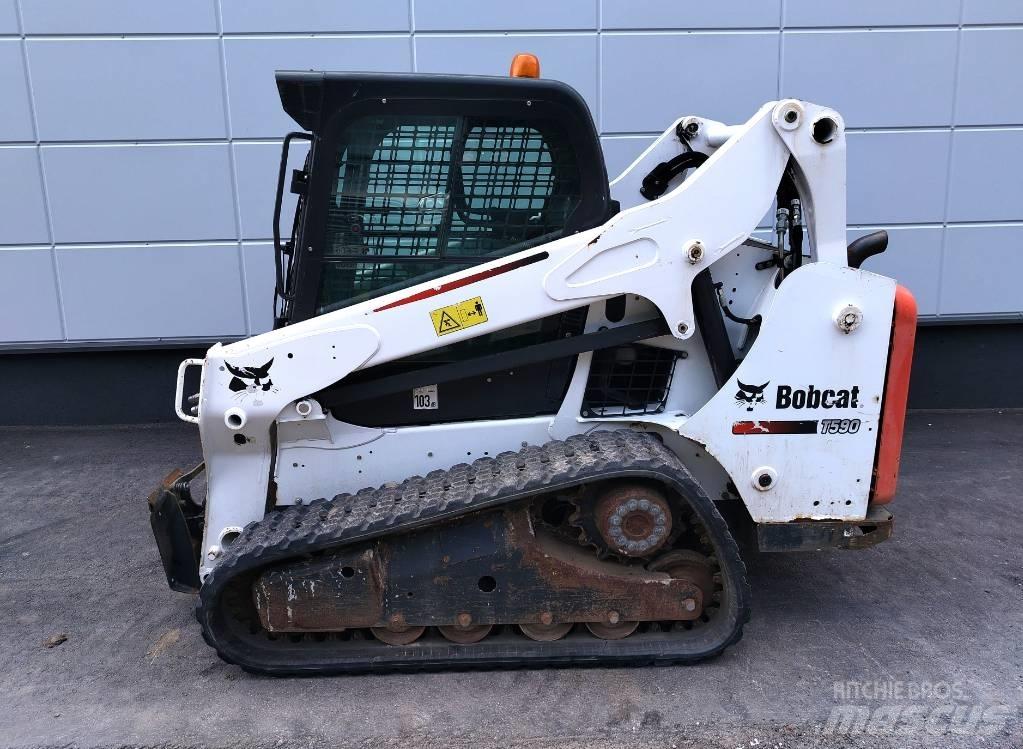 Bobcat T 590 Kompaktrakodók