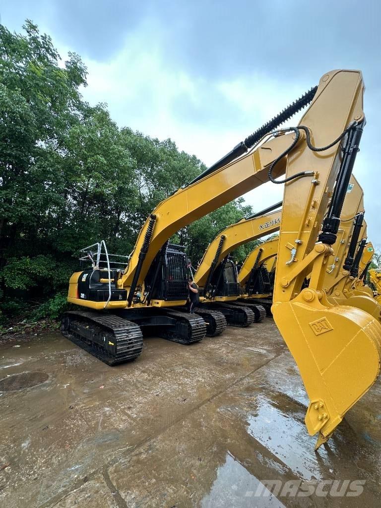 CAT CAT320D Közepes (midi) kotrók 7 t - 12 t