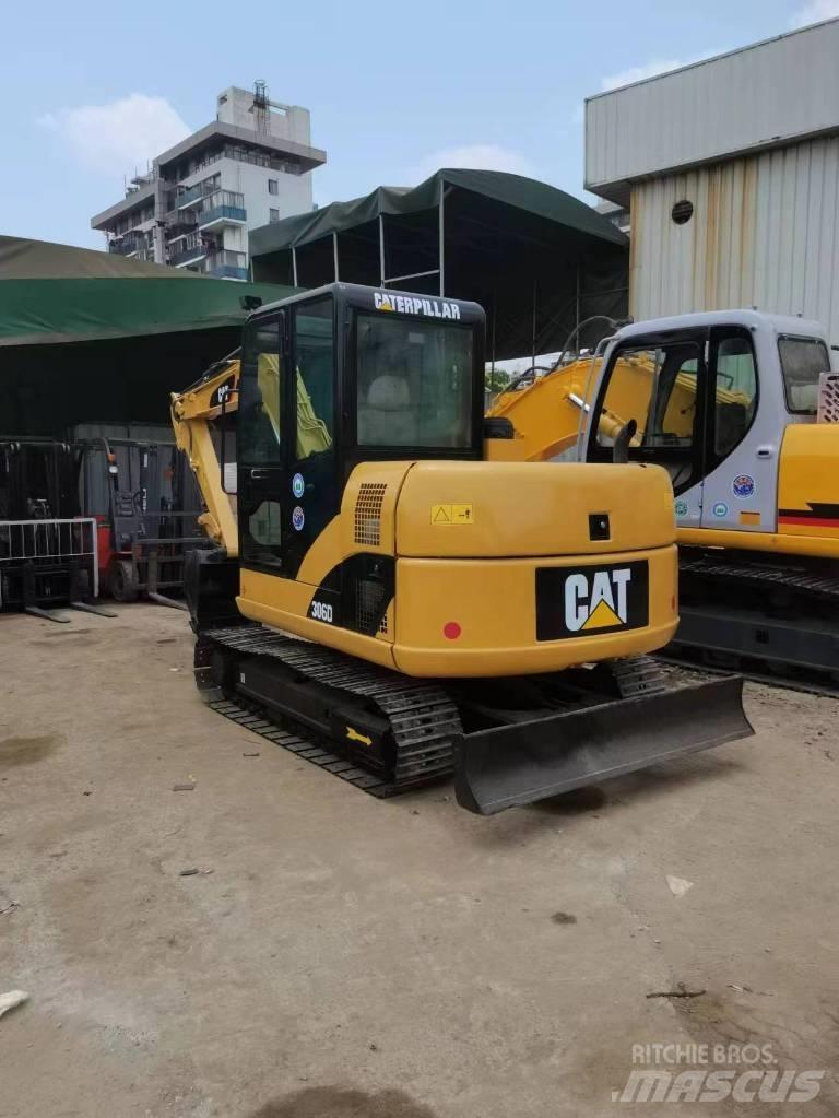 CAT 306D Mini kotrók < 7t
