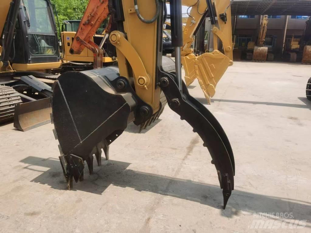 CAT 308 E 2 Közepes (midi) kotrók 7 t - 12 t