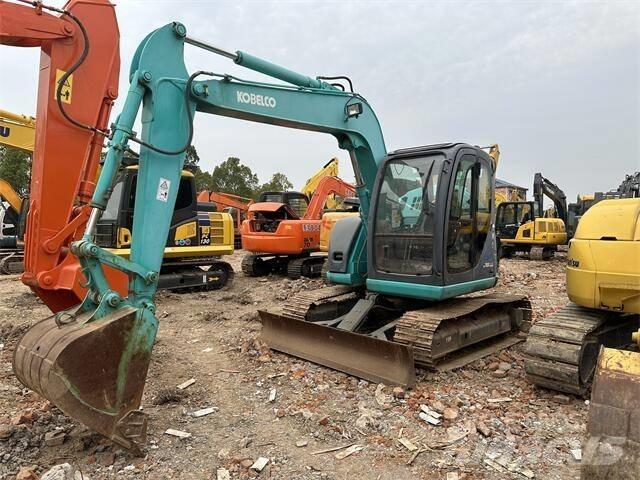 Kobelco SK70SR Mini kotrók < 7t
