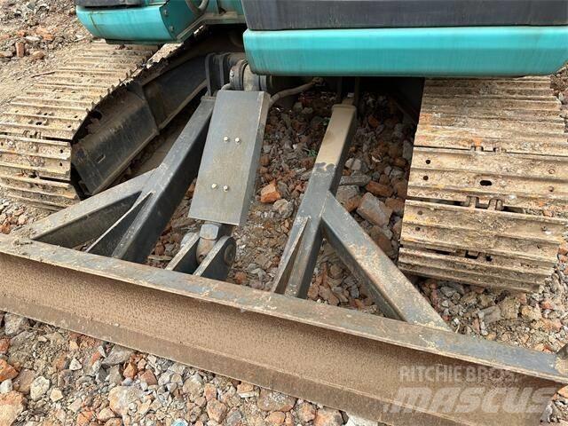 Kobelco SK70SR Mini kotrók < 7t
