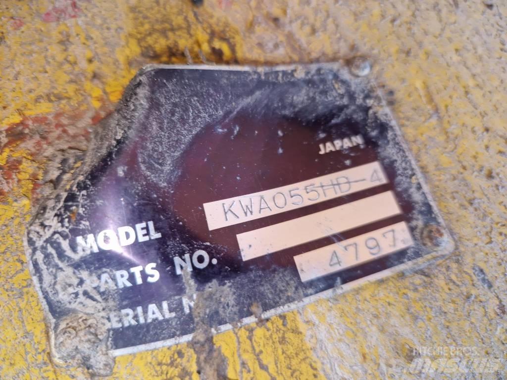 Komatsu KWA 055HD-4 Tengelyek