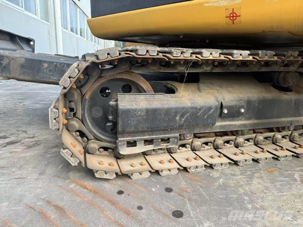 CAT 306E2 Mini kotrók < 7t