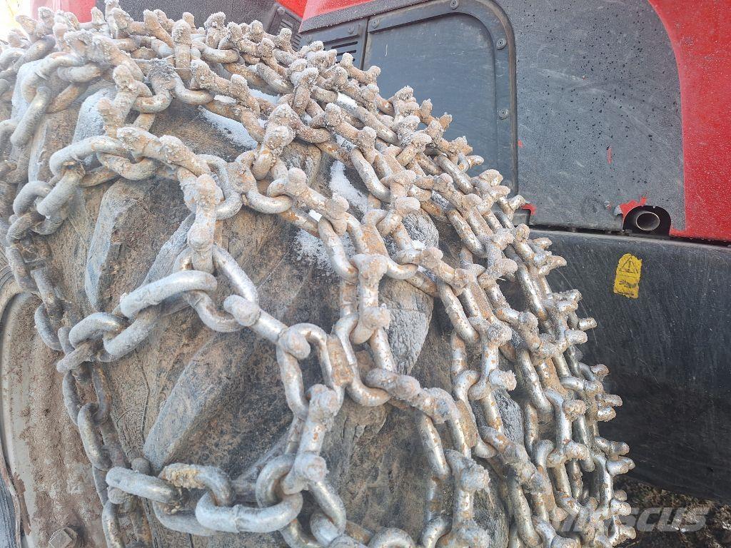 Komatsu 951 Betakarítók