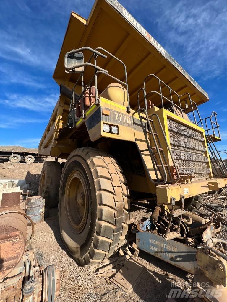 CAT 777 D Mezei dömperek