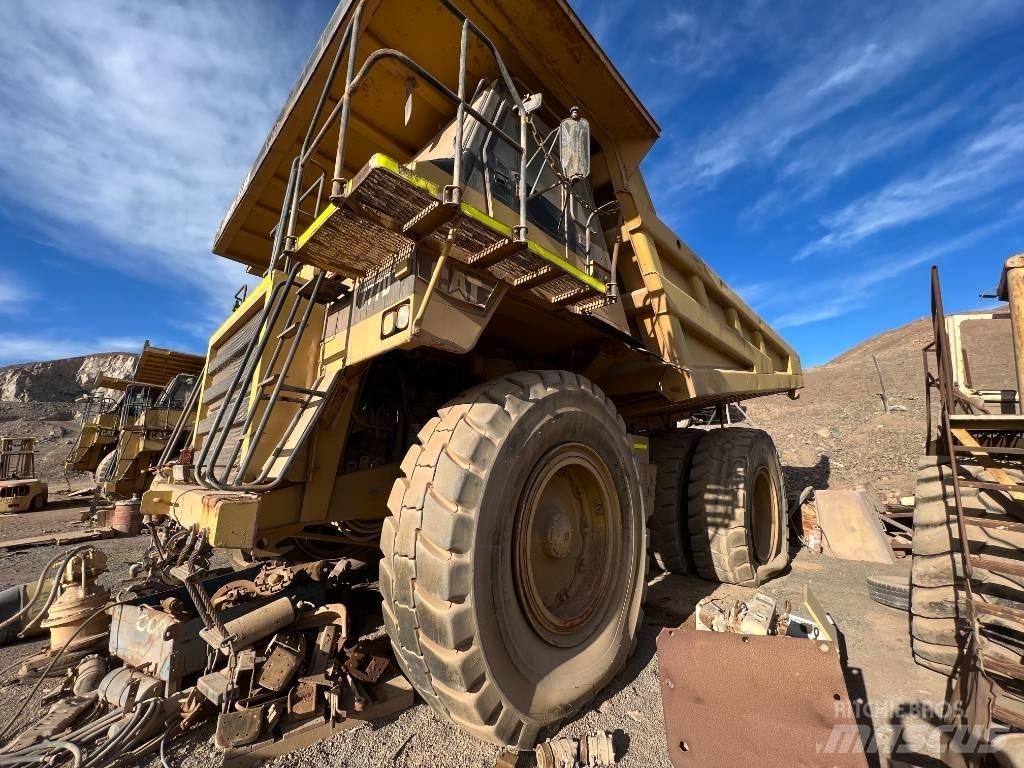 CAT 777 D Mezei dömperek