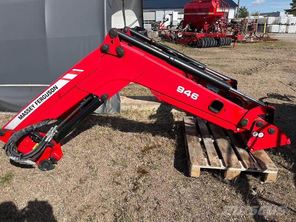 Massey Ferguson 945 Homlokrakodók és kotrók