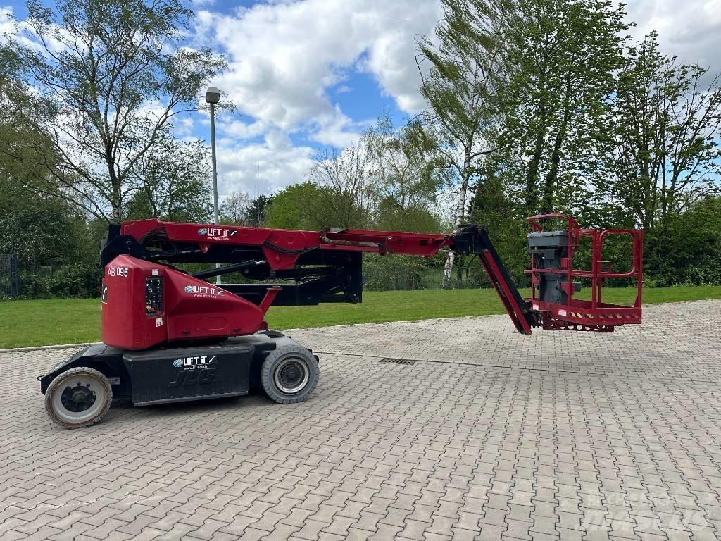 JLG E 400 AJPN Karos emelők