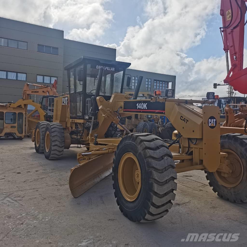 CAT 140k Gréderek