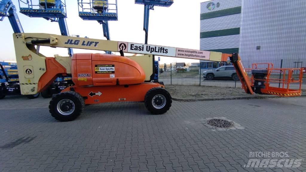 JLG 800 AJ Karos emelők