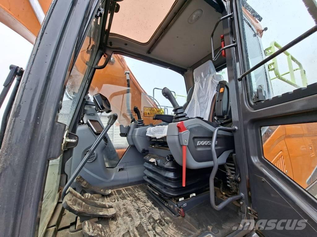Doosan DX 225 LC Lánctalpas kotrók