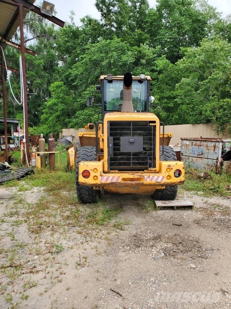 Hyundai HL 740-7 Gumikerekes homlokrakodók