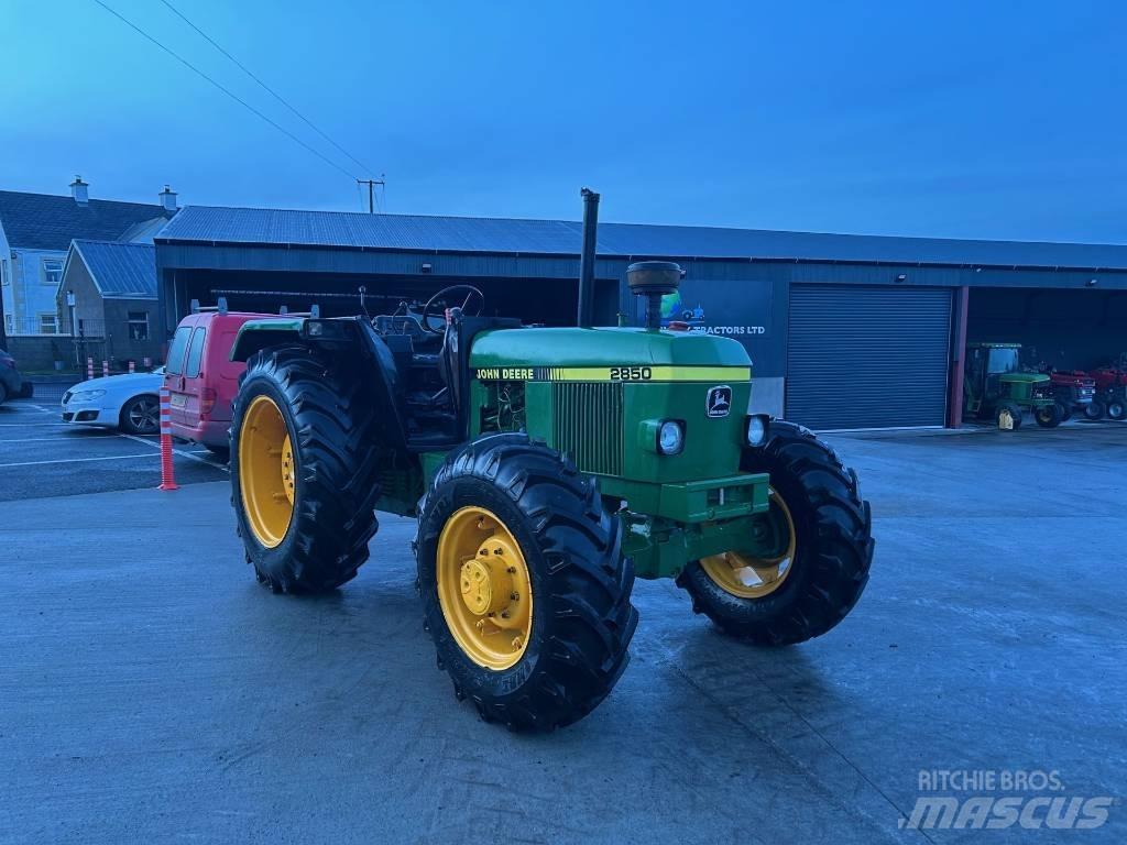 John Deere 2850 Traktorok