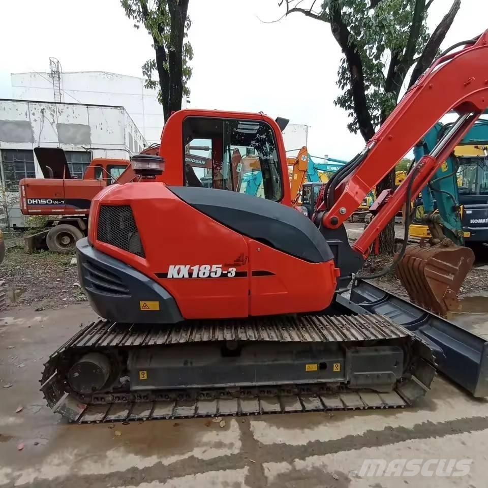 Kubota KX 185-3 Közepes (midi) kotrók 7 t - 12 t
