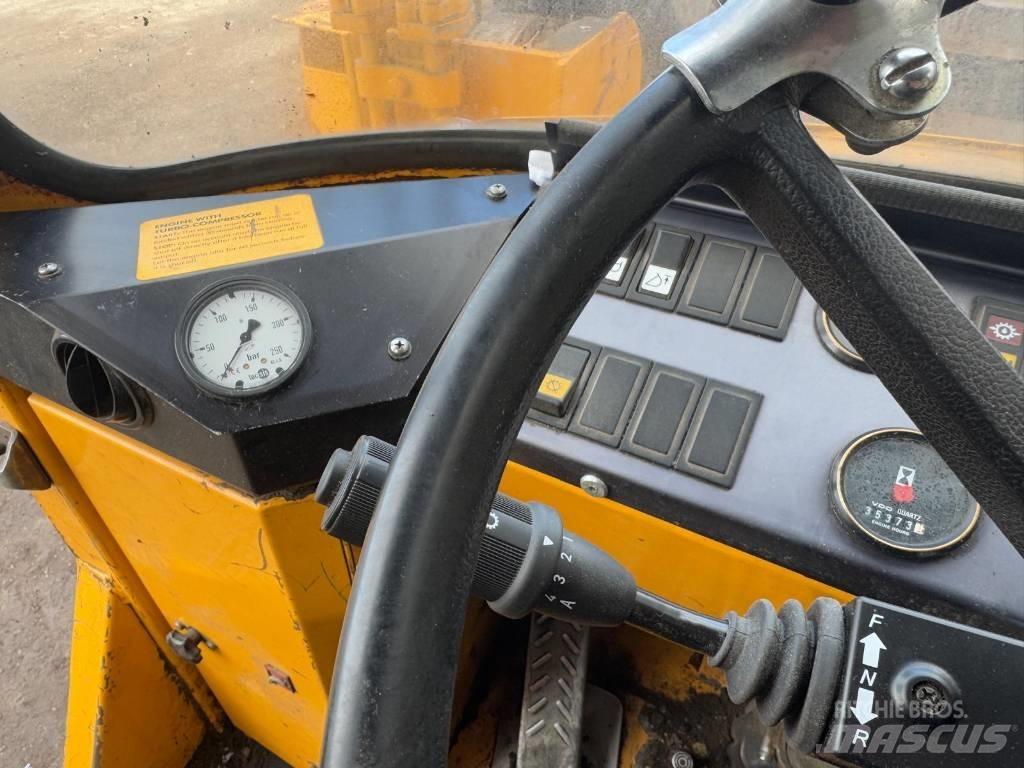 Volvo L 90 Gumikerekes homlokrakodók