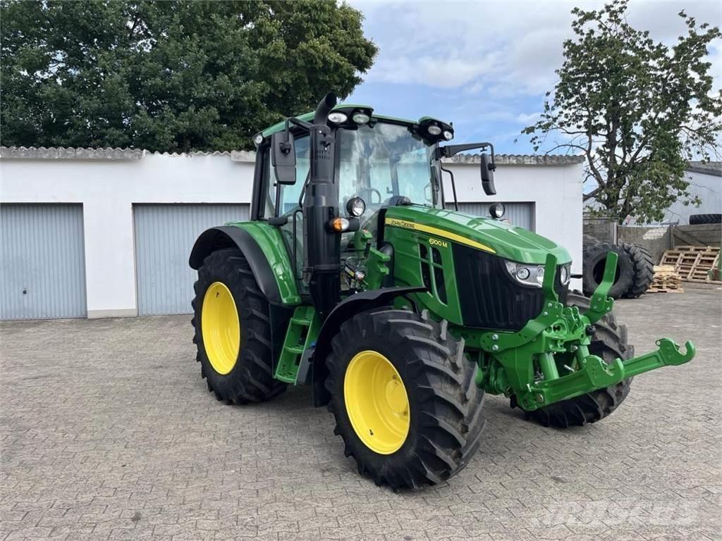 John Deere 6100M Traktorok