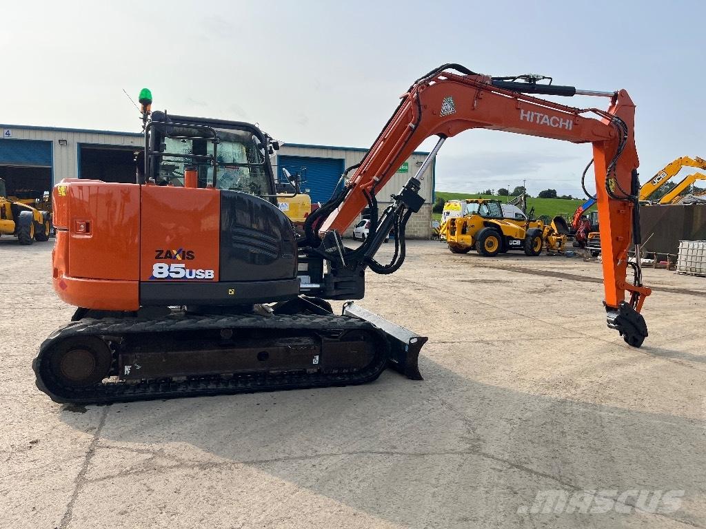 Hitachi ZX85 USB-6 Közepes (midi) kotrók 7 t - 12 t