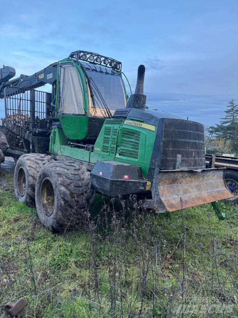 John Deere 1510G Kihordók