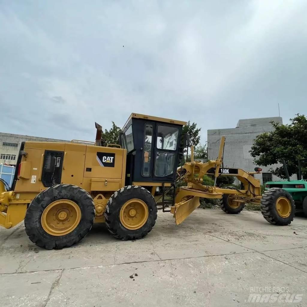 CAT 140 K Gréderek